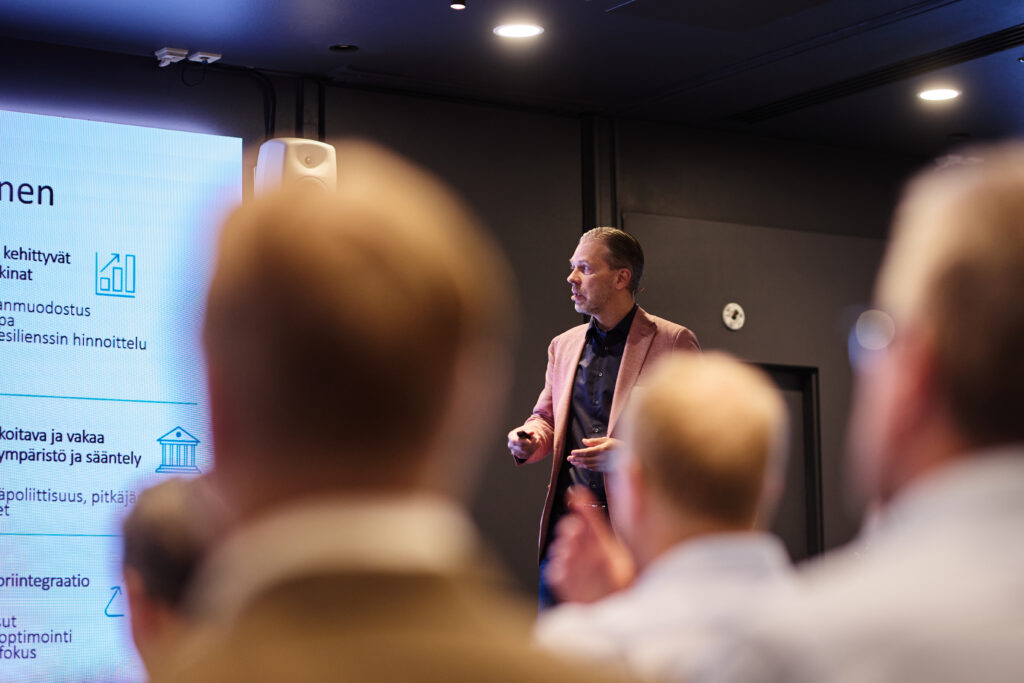 Jan Montell puhui Gasgridin Kaasujen Tulevaisuus -tilaisuudessa kesäkuussa 2026.