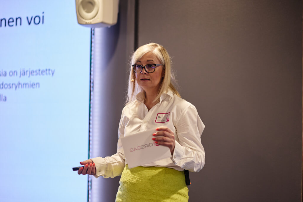 Heli Virkki puhui Gasgridin Kaasujen Tulevaisuus -tilaisuudessa