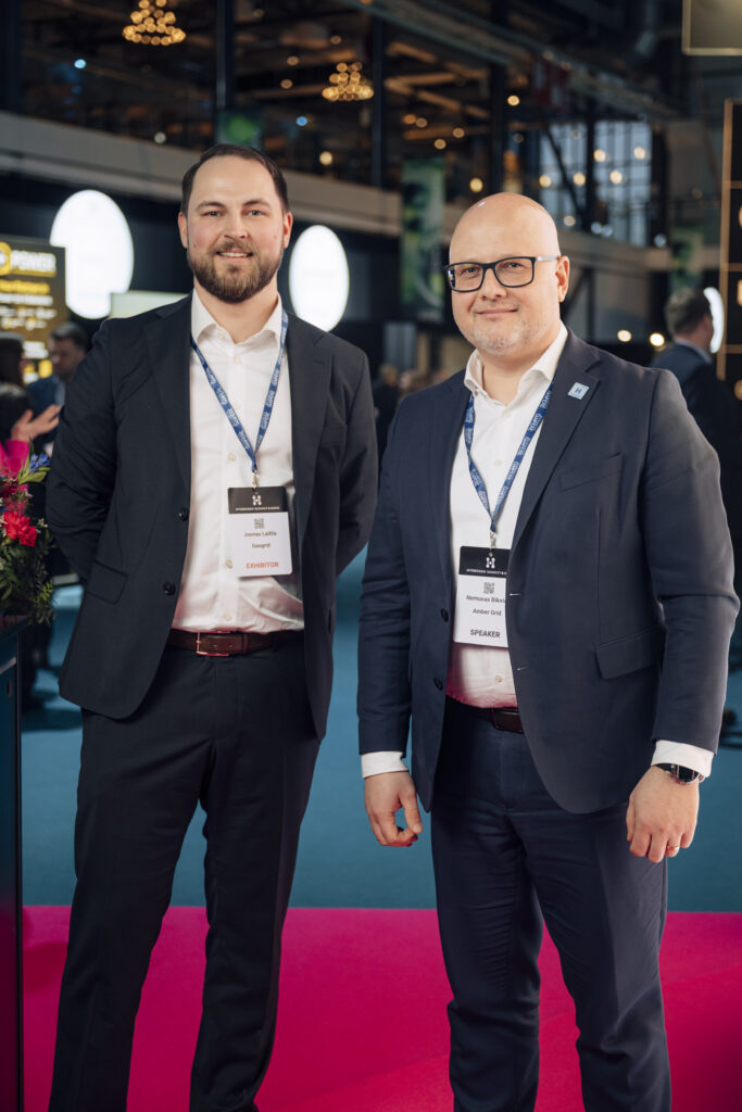Joonas Laitila (left) from Gasgrid and Nemunas Biknius from Amber Grid.