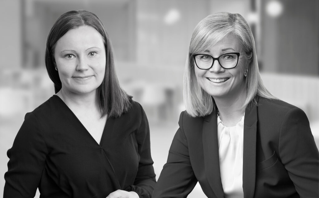 Vasemmalta lupa-asioista vastaava Kirsi Koivunen ja vetylaakso- ja asiakashankekehityksestä vastaava Heli Virkki. 