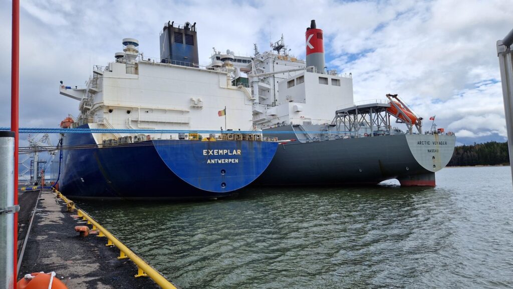 LNG carrier Arctic Voyager